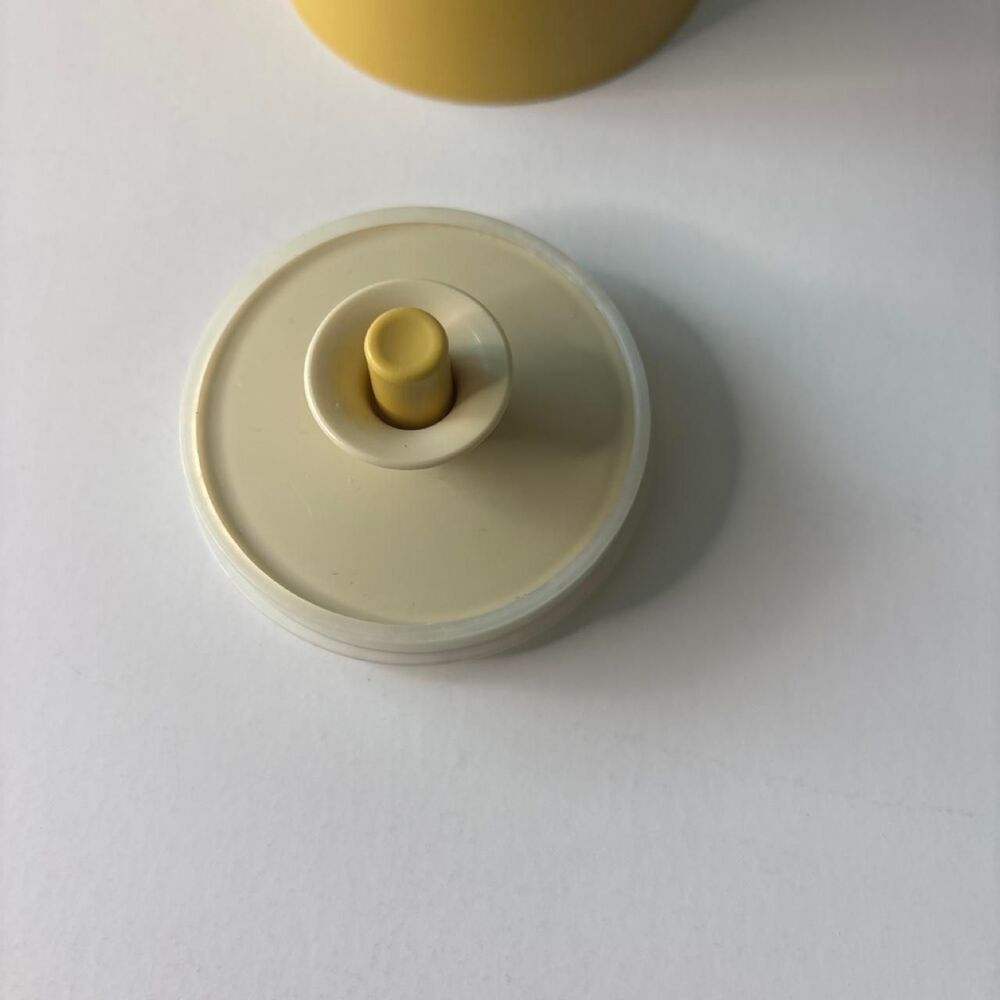 Tupperware Yellow Dinnerware - Picture 2 of 5